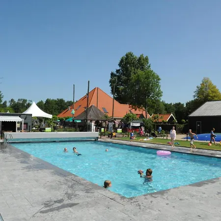 Holiday Type D.13 * Velsen-Zuid